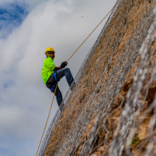 Estabilización de taludes Estabilización de taludes